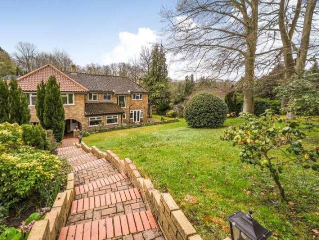 House for sale in Gerrards Cross, Denham