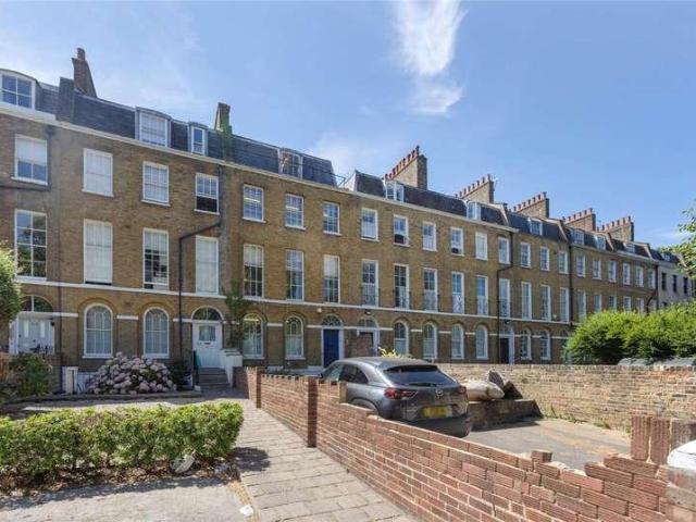House for sale in Camberwell, Greater London
