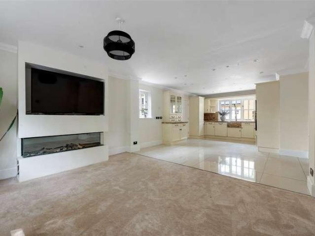 House for sale in Queniborough, Charnwood