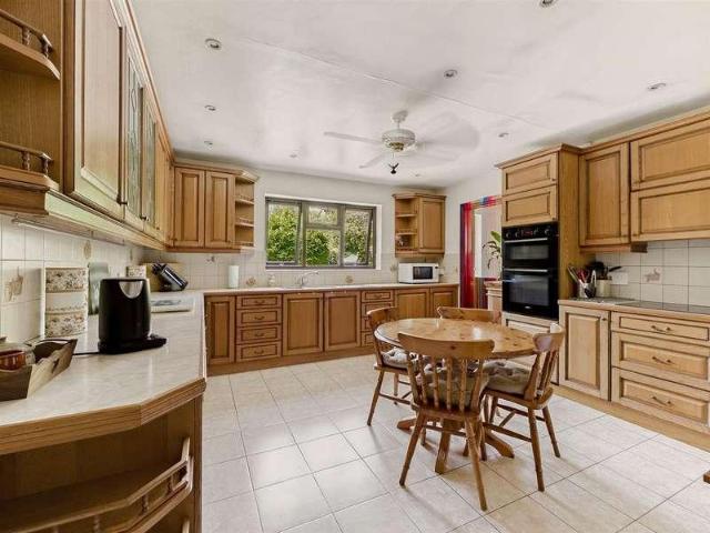 House for sale in Forthampton, Worcestershire