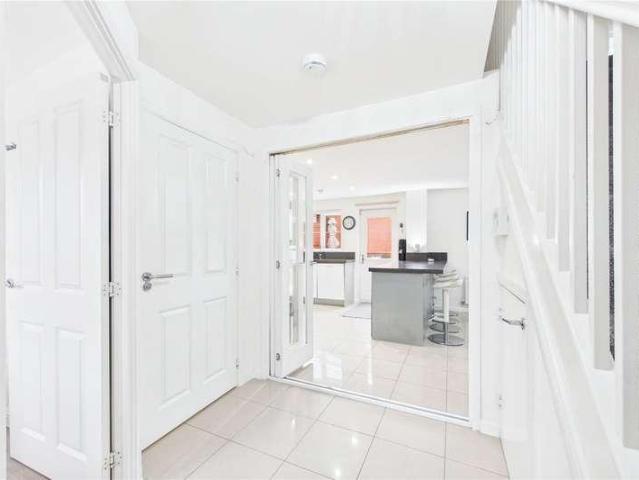 House for sale in Mereoak Park, Three Mile Cross