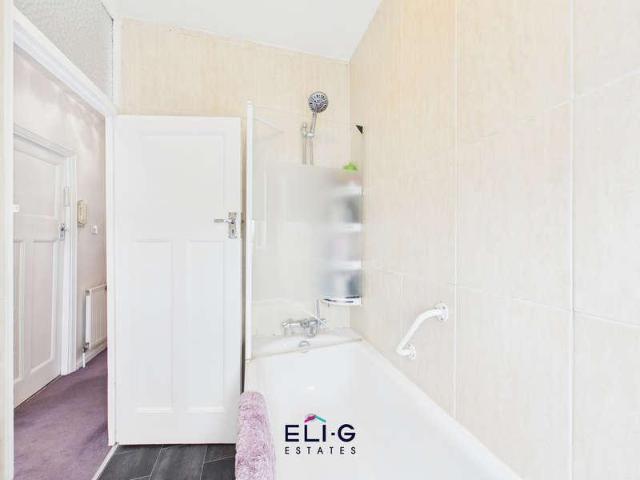 House for sale in Hendon, Greater London