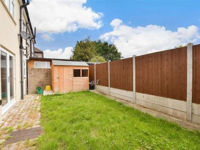 House for sale in Redbridge