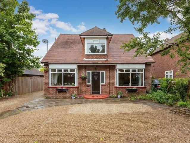 House for sale in Maidenhead, Dorney