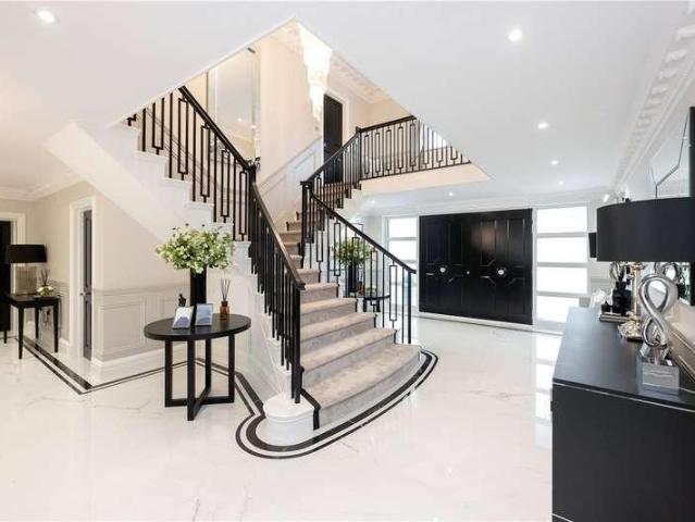 House for sale in Filby, Stokesby