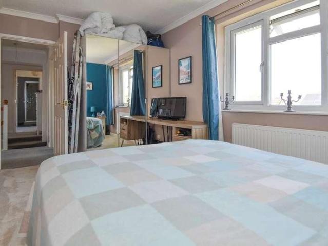 House for sale in Mark