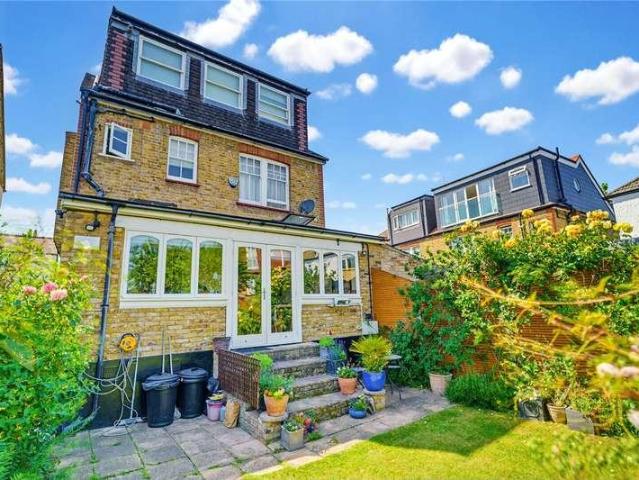 House for sale in Balham, Greater London
