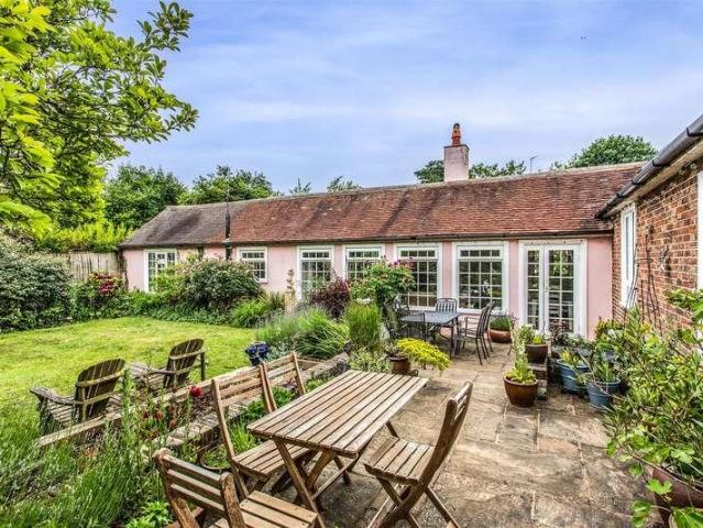 House for sale in Ringles Cross, Cross In Hand