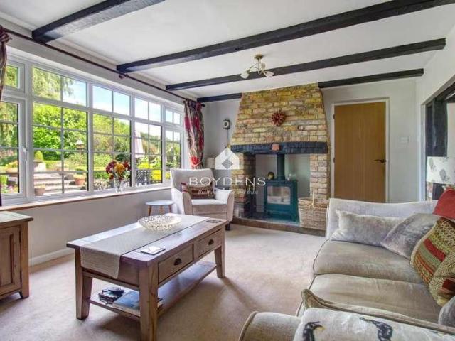 House for sale in Wickham Bishops, Maldon