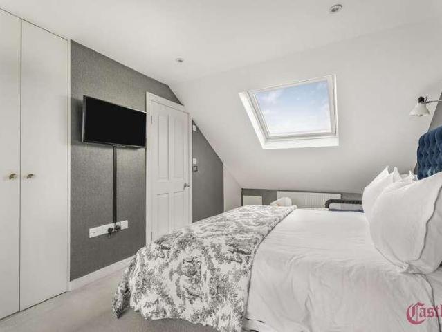House for sale in London Borough of Islington, Greater London