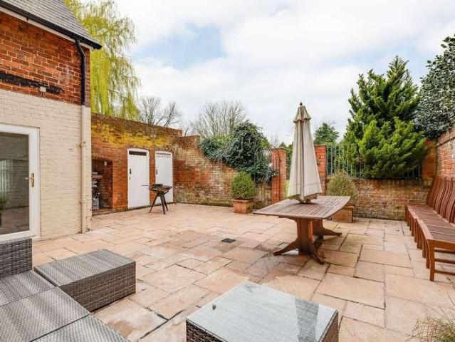 House for sale in Littleton, Cheshire