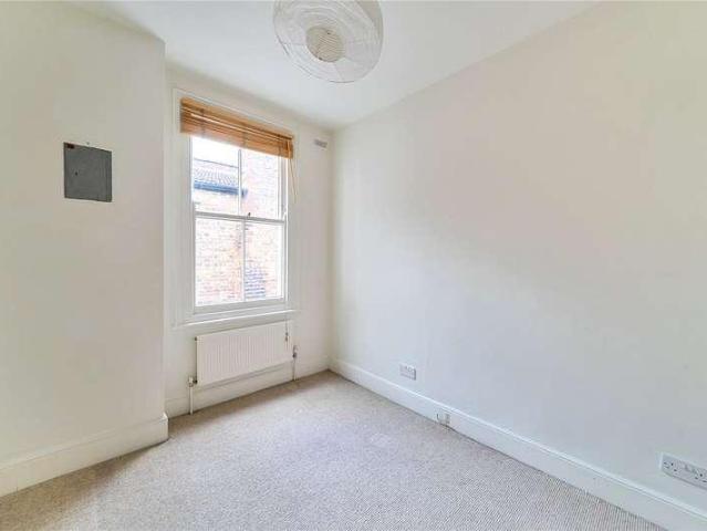 House for sale in Muswell Hill, Greater London