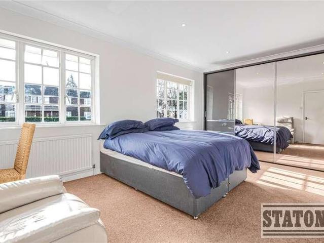 House for sale in Totteridge, Greater London