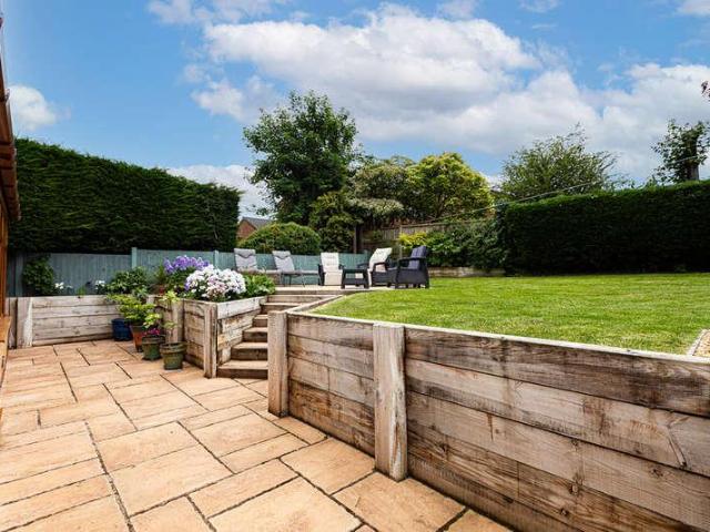 House for sale in Oadby, Leicestershire
