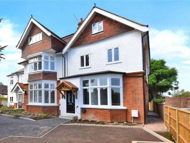 House for sale in Greater London
