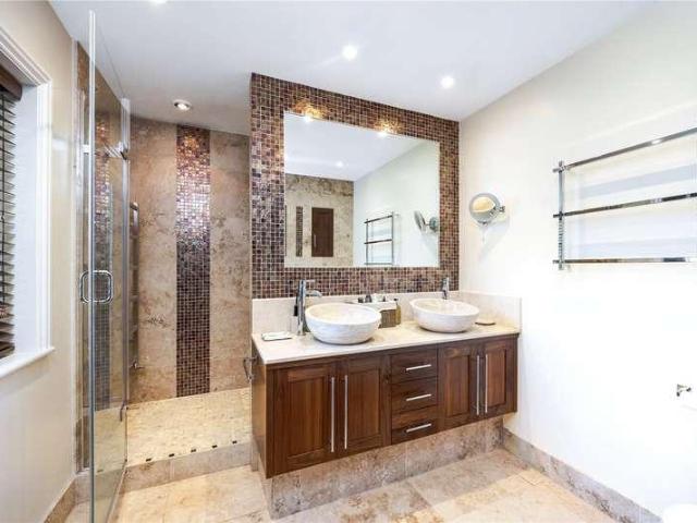 House for sale in Bolton Low Houses, Hampshire