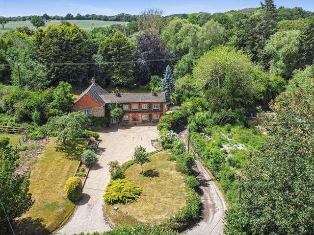 House for sale in Chipping Hill, Essex