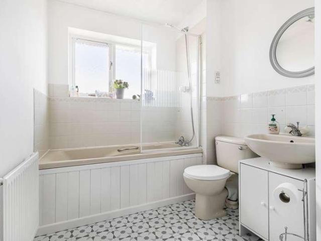 House for sale in Chelmondiston, Suffolk