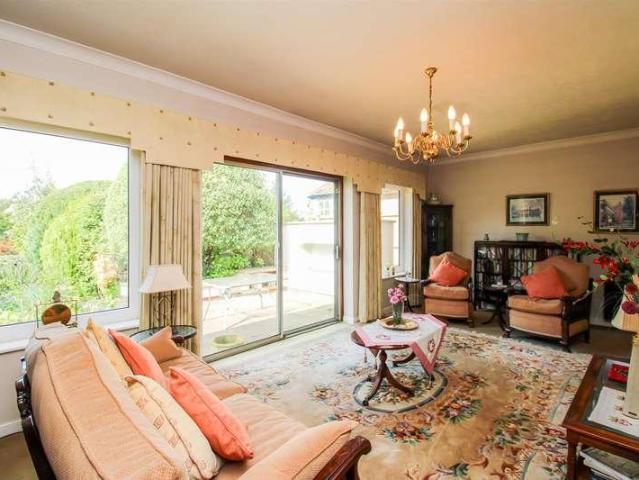 House for sale in Woolgreaves, West Yorkshire