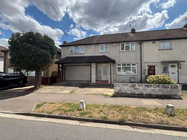 House for sale in St Albans, Cotlandswick House for sale in St Albans, Cotlandswick