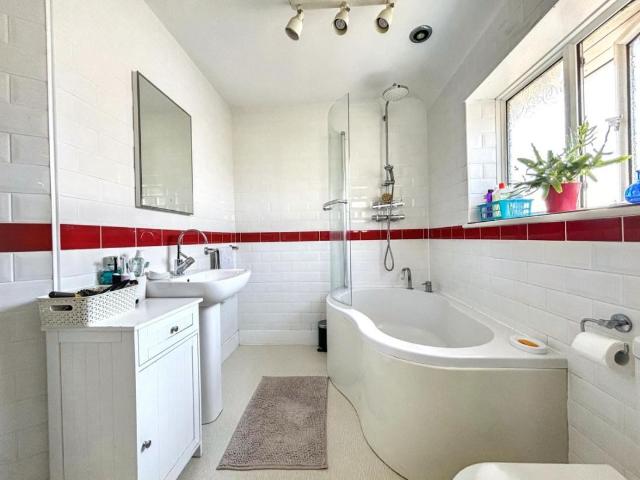 House for sale in Old Town, Heathlands