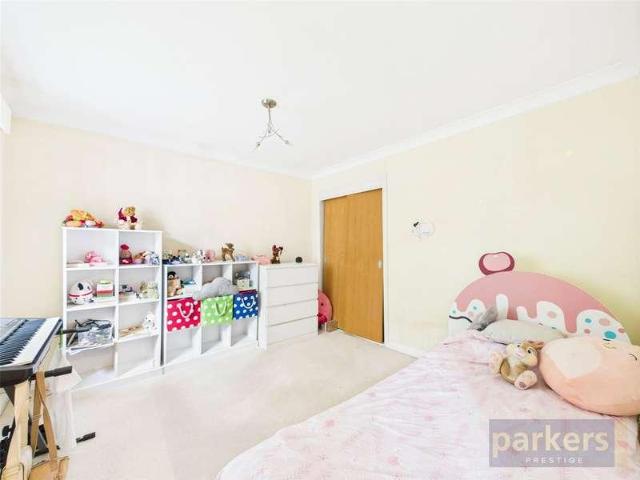 House for sale in Shinfield