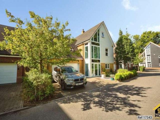 House for sale in Repton Park North, Bridgefield