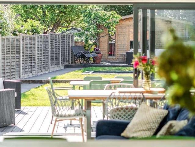 House for sale in Horsell, Woking
