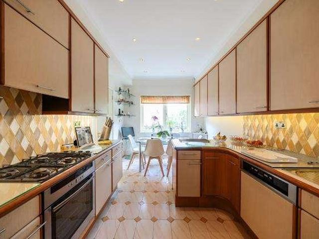 House for sale in Greater London