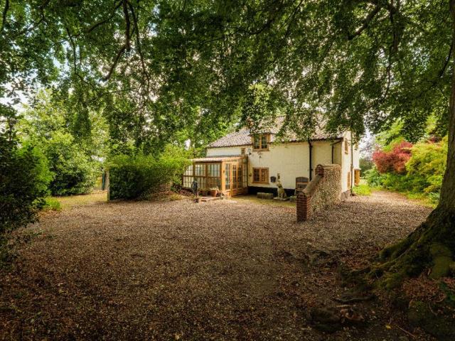 House for sale in East Tuddenham, Norfolk