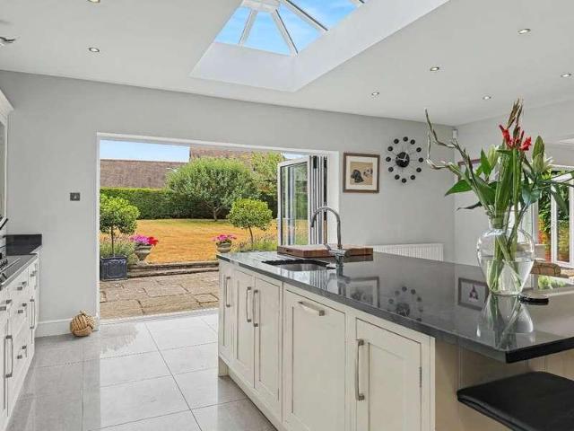 House for sale in New Bilton, Warwickshire