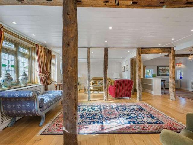 House for sale in The Butts, Kent