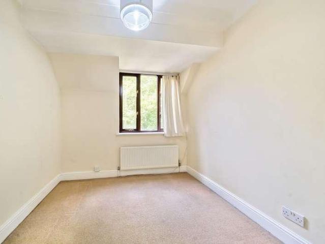 House for sale in Northwood, Northwood