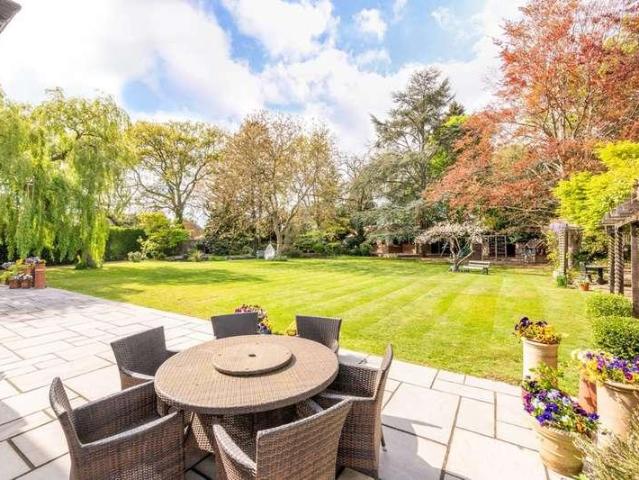 House for sale in Slough, Stoke Poges