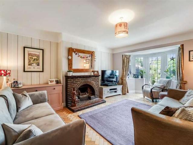 House for sale in Red Hill, Surrey