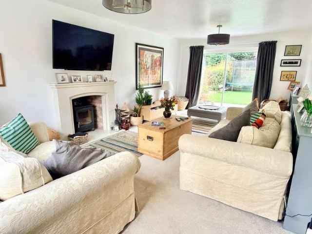 House for sale in Strensham, Crookhill