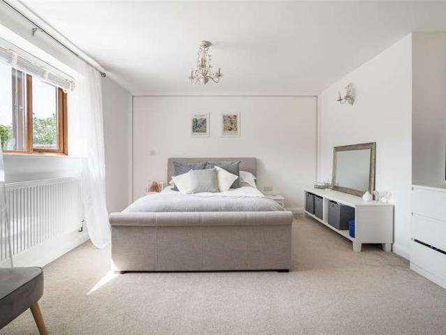 House for sale in Probus, Cornwall