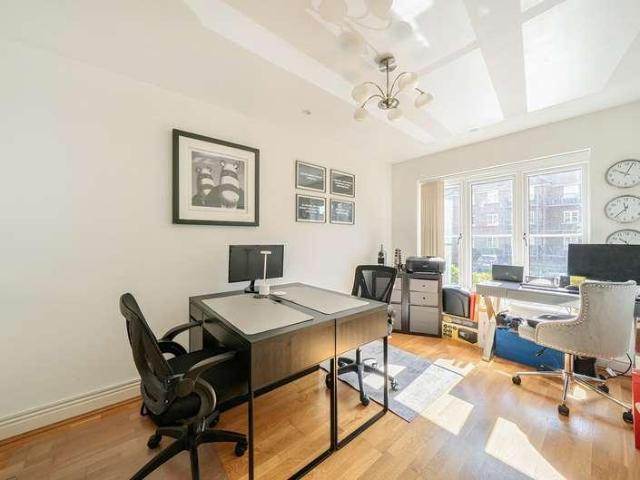 House for sale in Fishery, Maidenhead