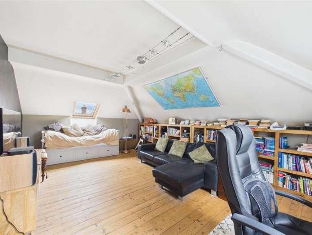 House for sale in Alverton, East Midlands