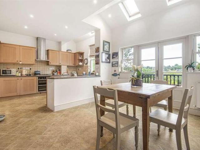 House for sale in Battlers Green, Hertsmere