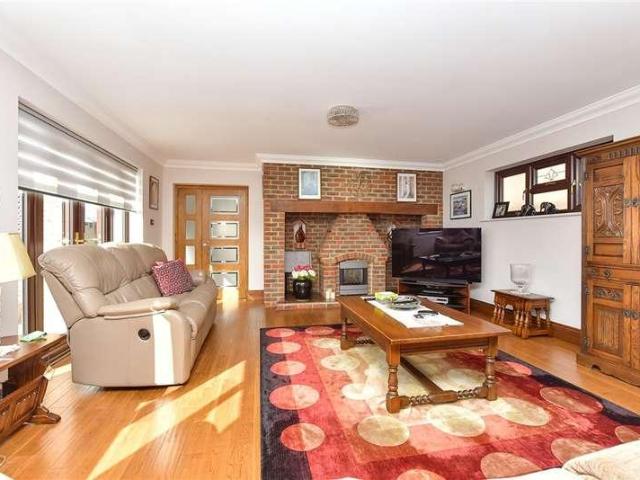 House for sale in Minster-on-Sea, Oad Street