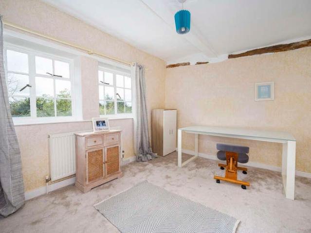 House for sale in Chelmondiston, Suffolk