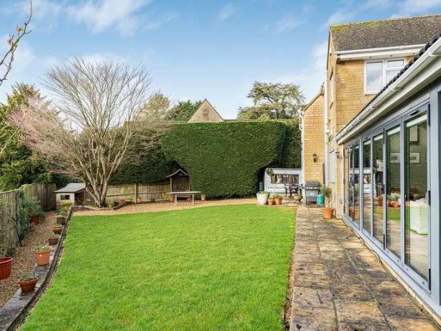 House for sale in Fossebridge, Gloucestershire