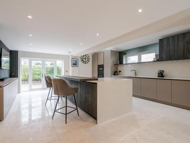 House for sale in Cranage