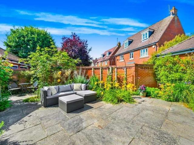 House for sale in Duton Hill, Essex