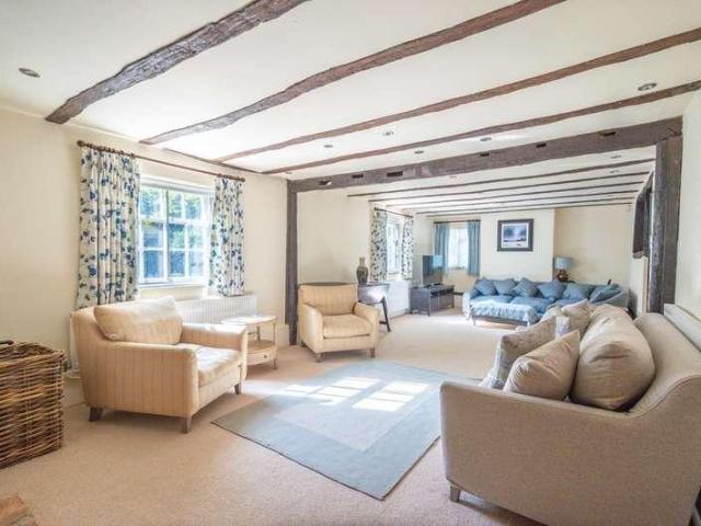 House for sale in Chippenham, Barway