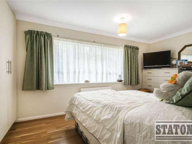 House for sale in Hadley Wood, Greater London