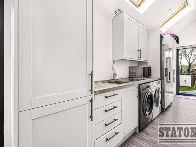 House for sale in Potters Bar, Hertfordshire