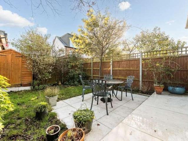 House for sale in London Borough of Ealing, Greater London