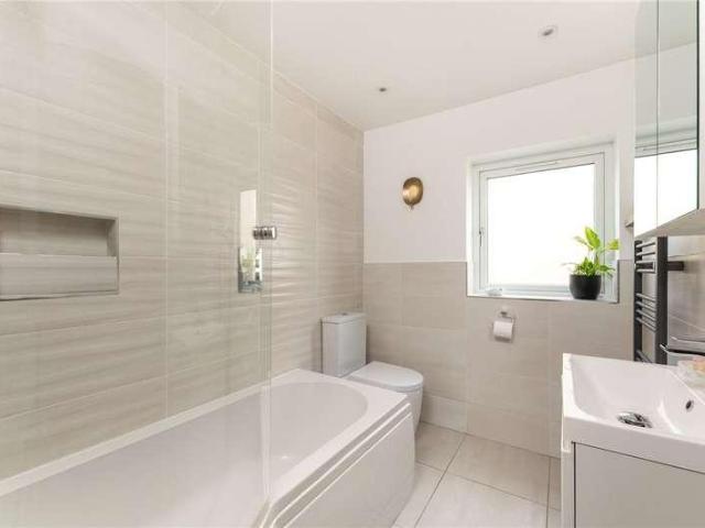 House for sale in Baildon, West Yorkshire